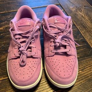 Purple Nike Dunks